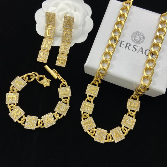 175RV81XDE Stylish Necklace . Earrings.Bracelets.