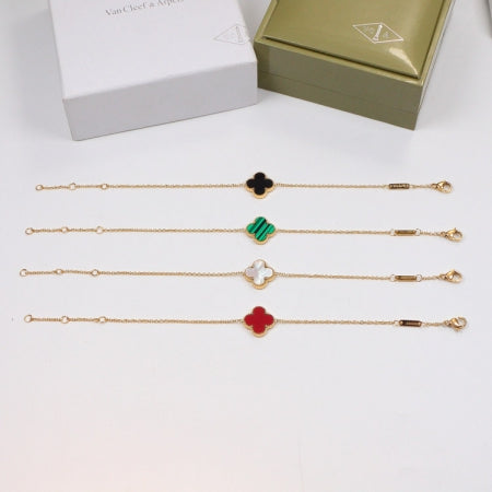 5VA18KDE Stylish Bracelets