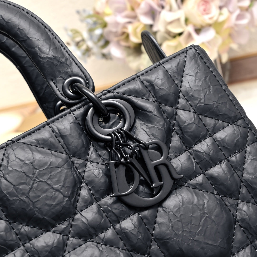 1XD438BDE Stylish leather bag