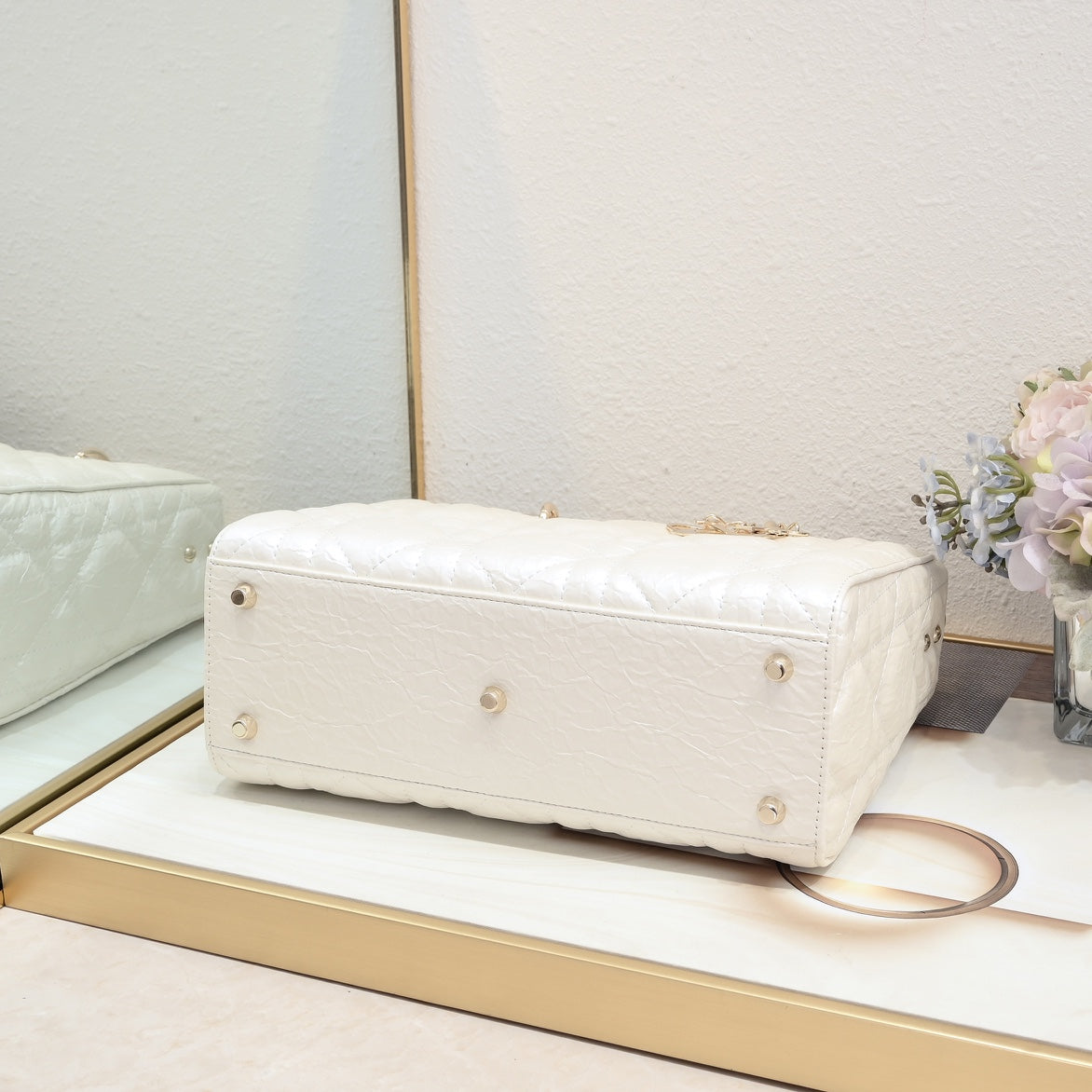 1XD438BDE Stylish leather bag