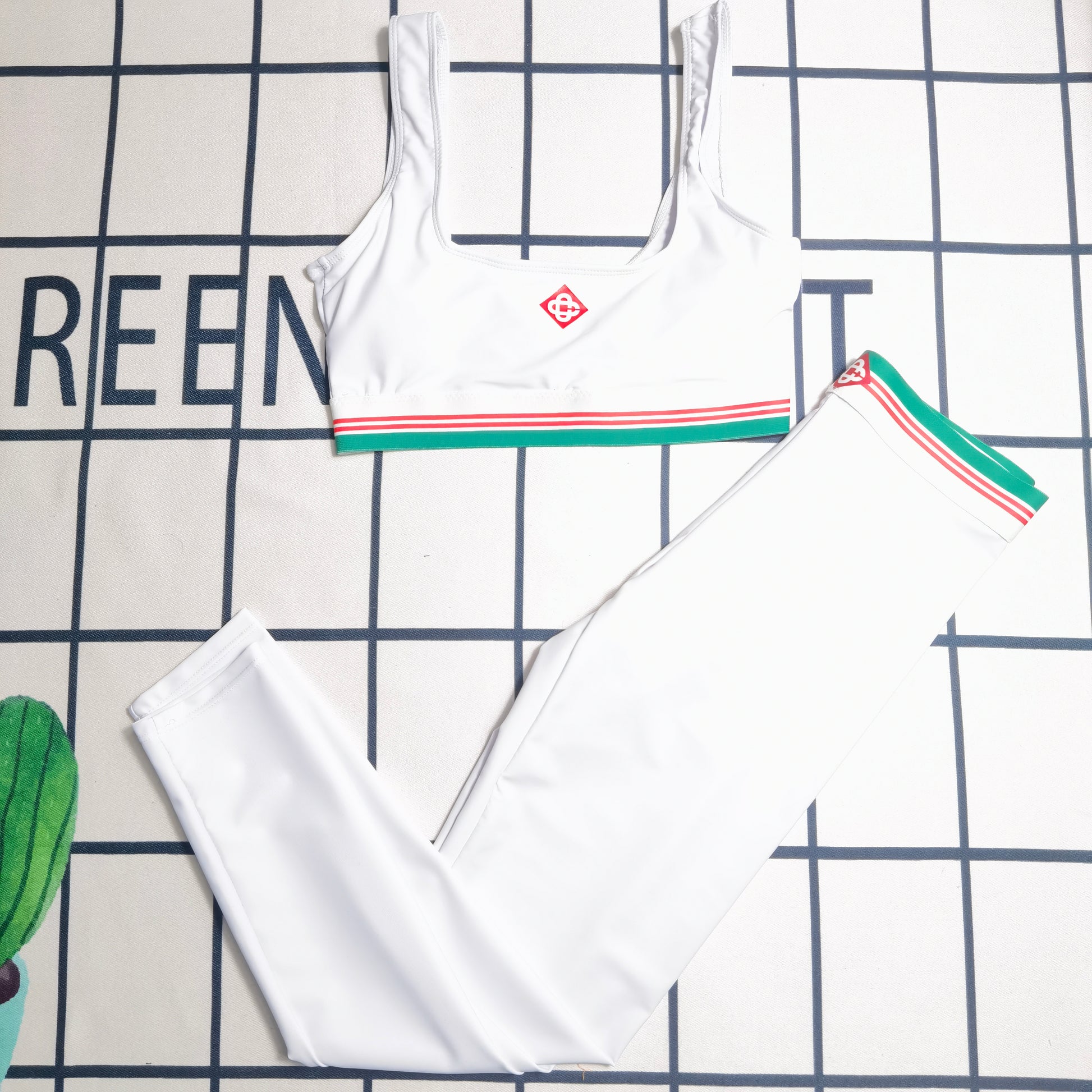 14A102YDE Stylish Long sleeve swimsuit