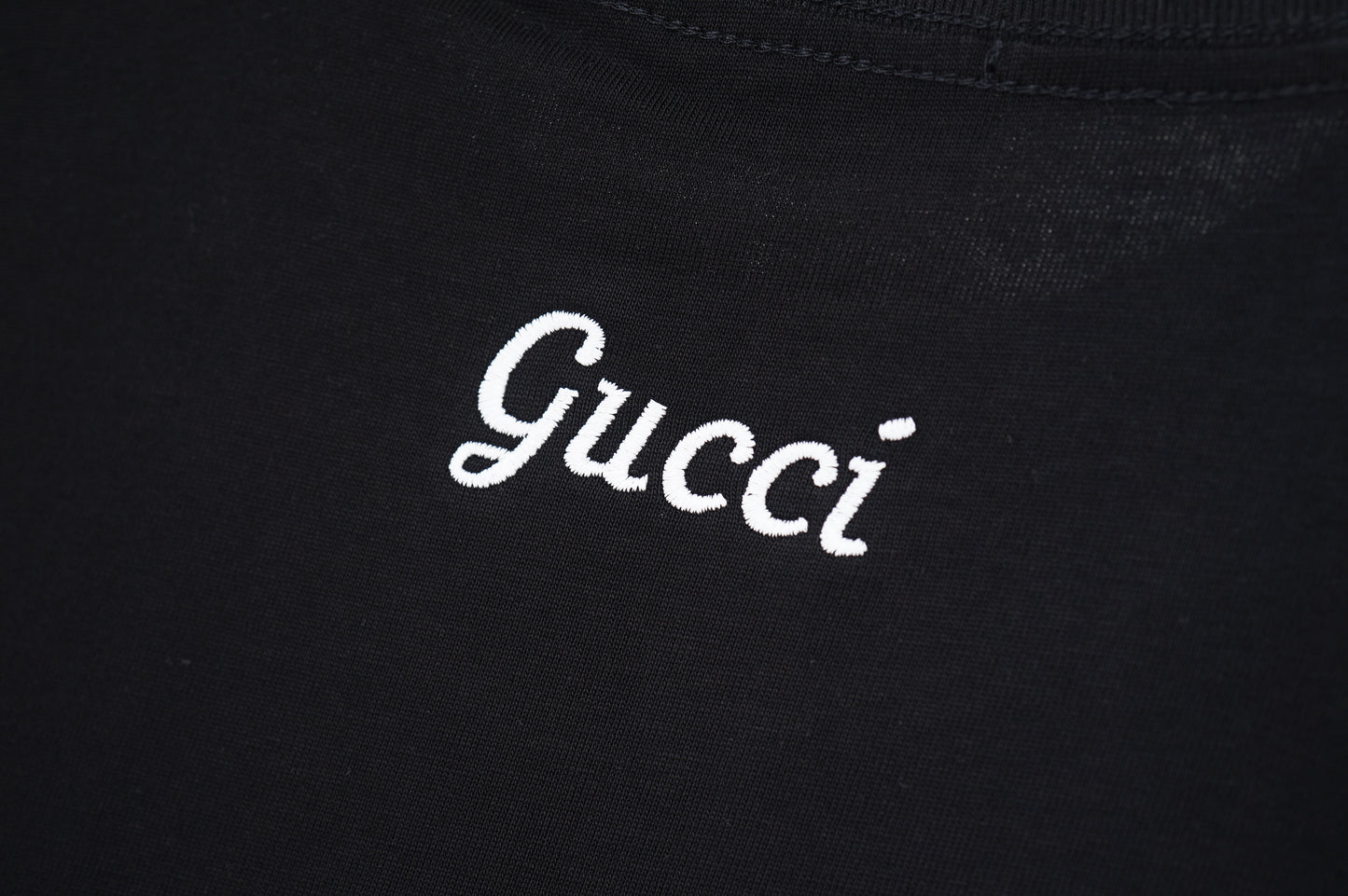 165NB23UDE Stylish T-shirt