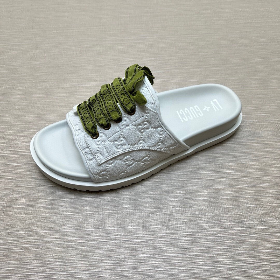 54B16ZDE Stylish slippers