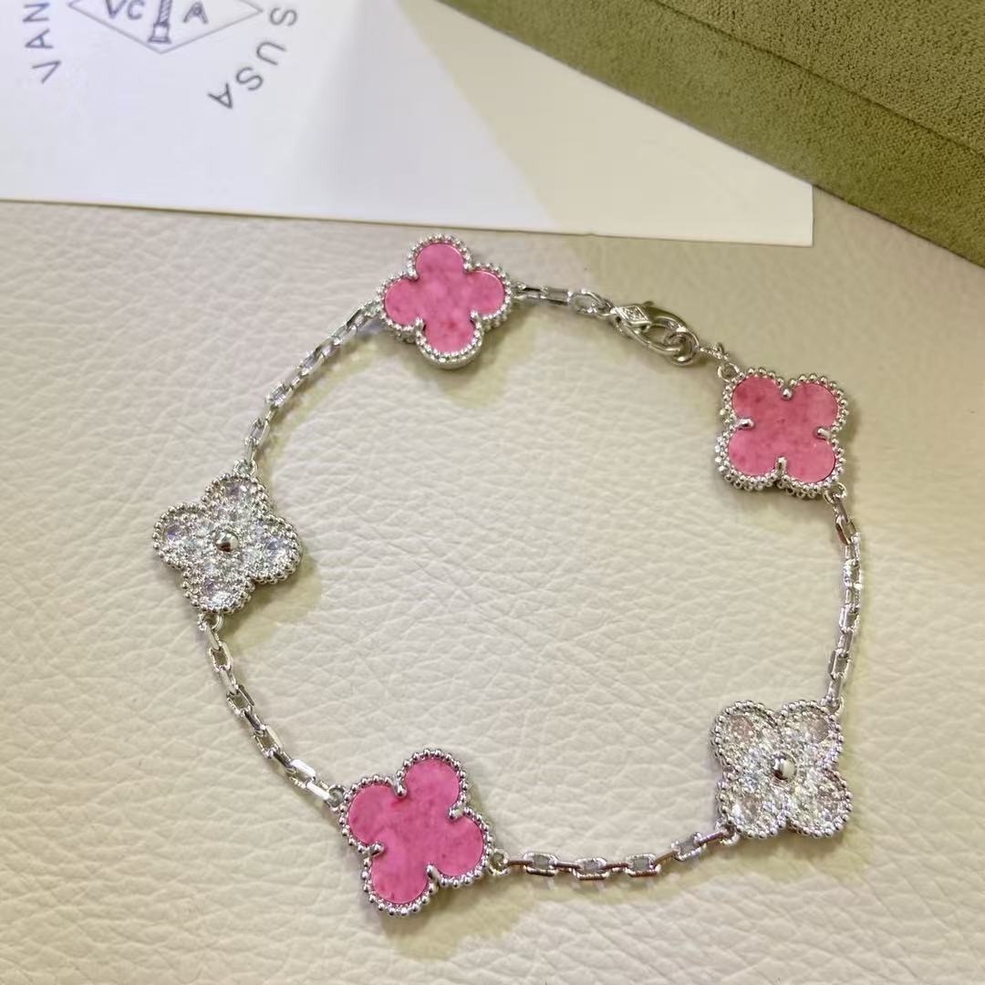 5XVA179KDE Stylish bracelets 5 flowers normal size1.5cm flower