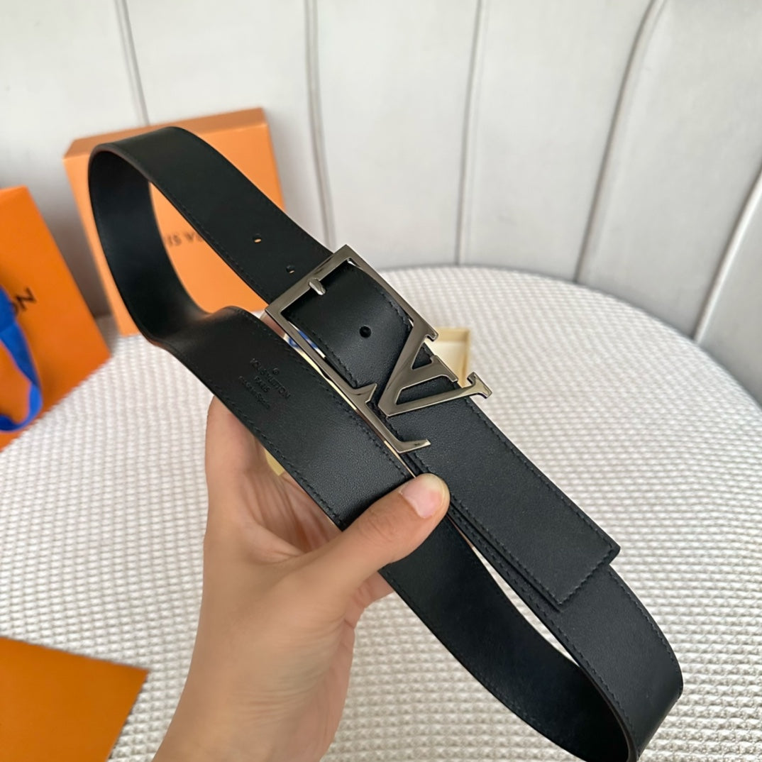 14E58PDE Stylish  High quality belt With full package