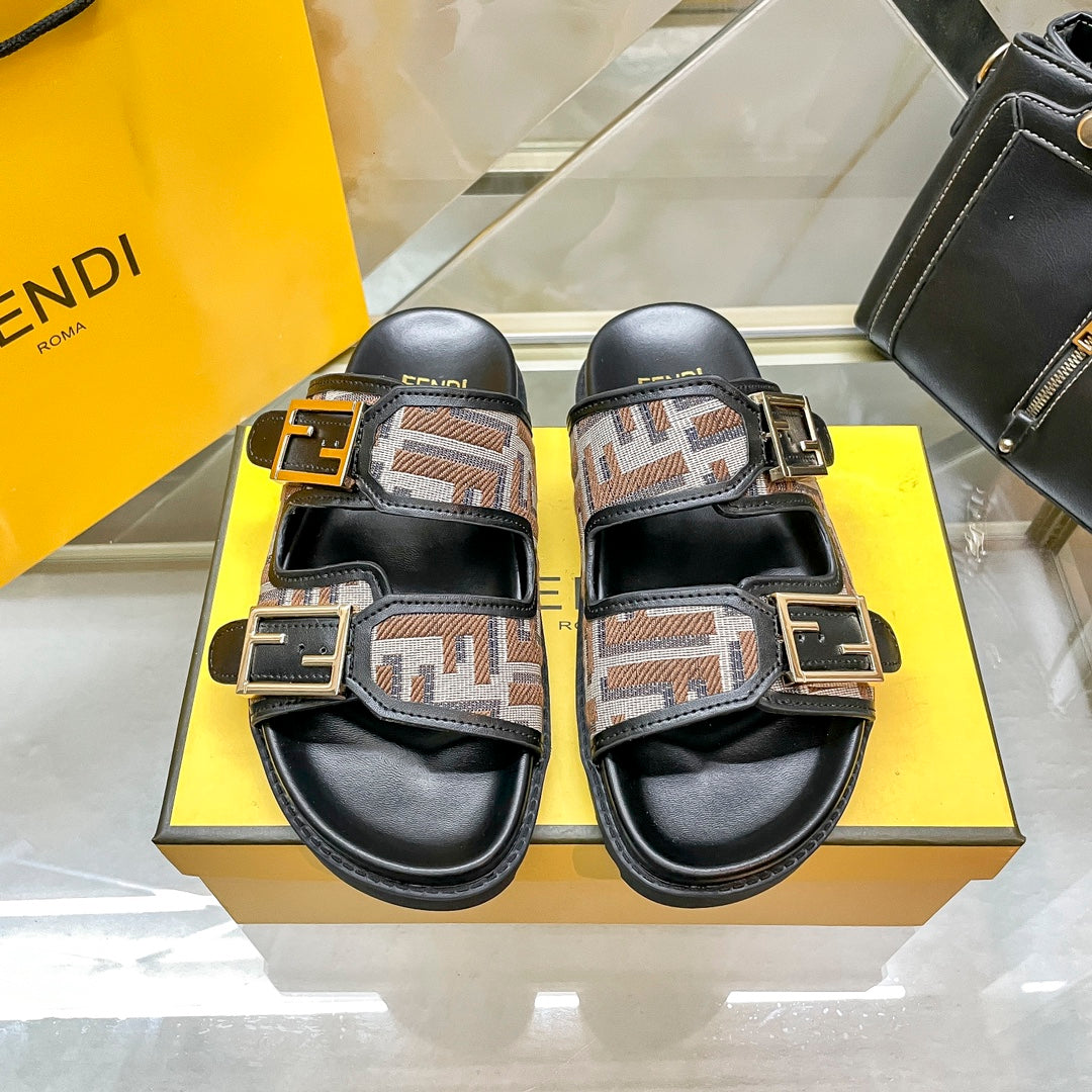 14F69ZDE Stylish slippers
