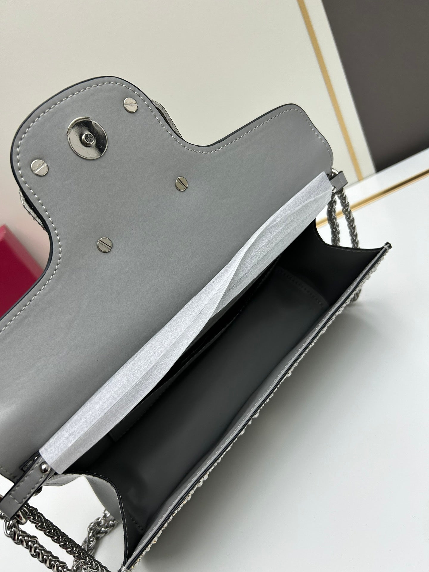 1WVL119BDE Stylish leather bag