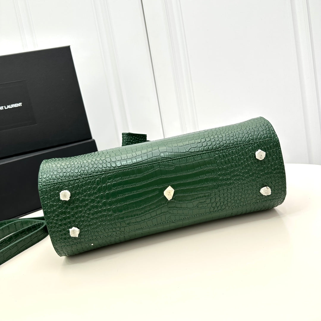 1XSL268BDE Stylish leather bag 