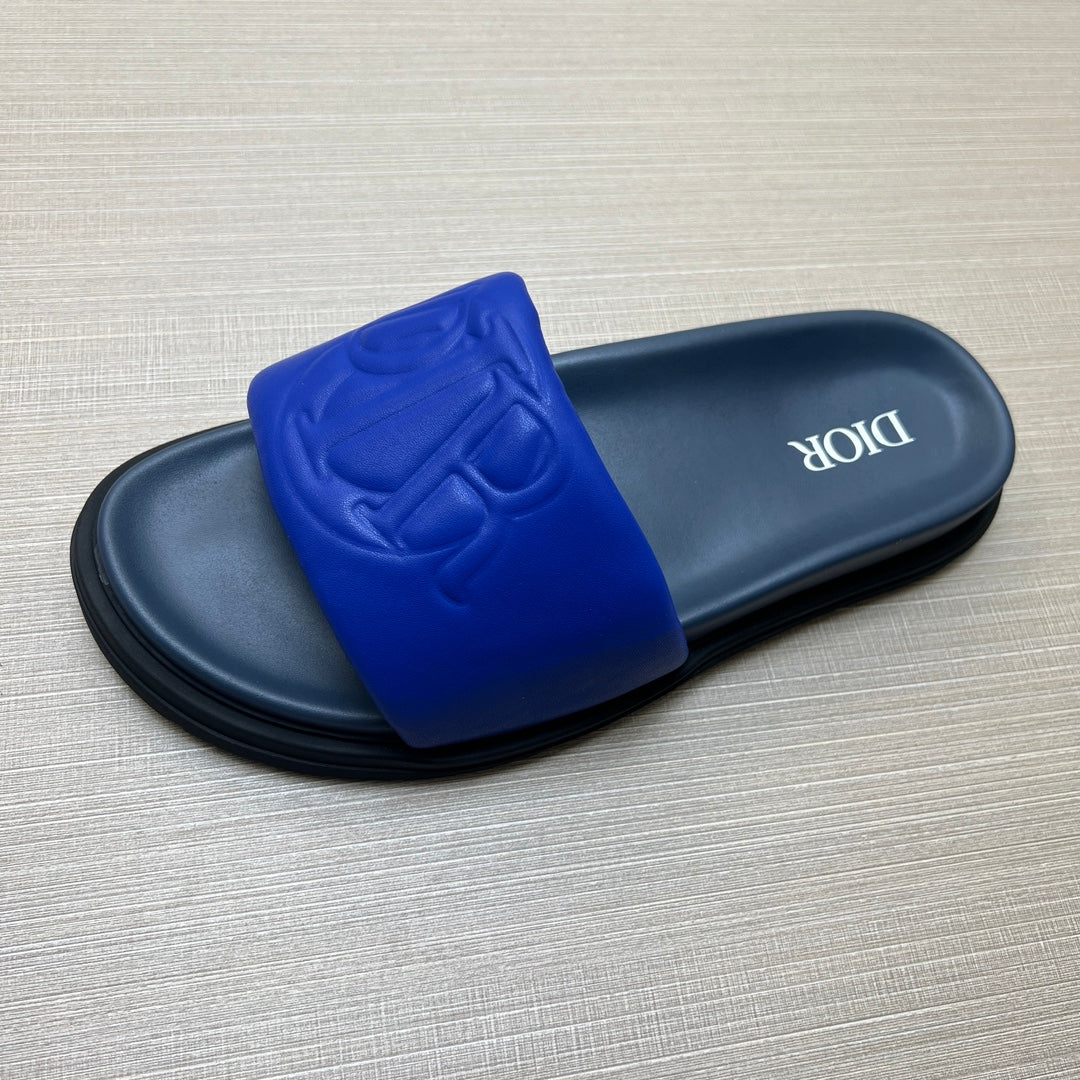 54D167ZDE Stylish leather slippers