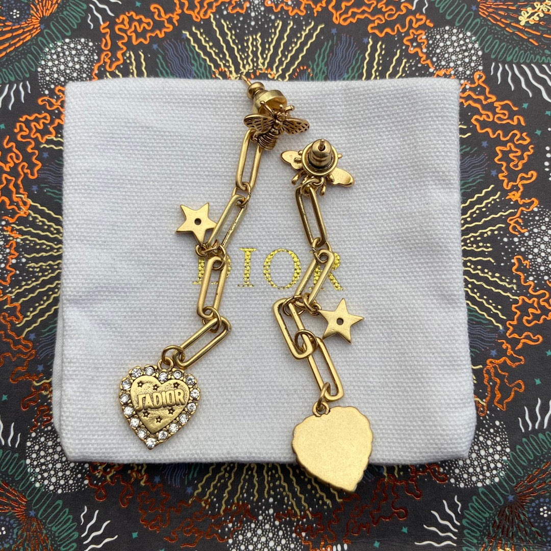 1YD116EDE Stylish Earrings