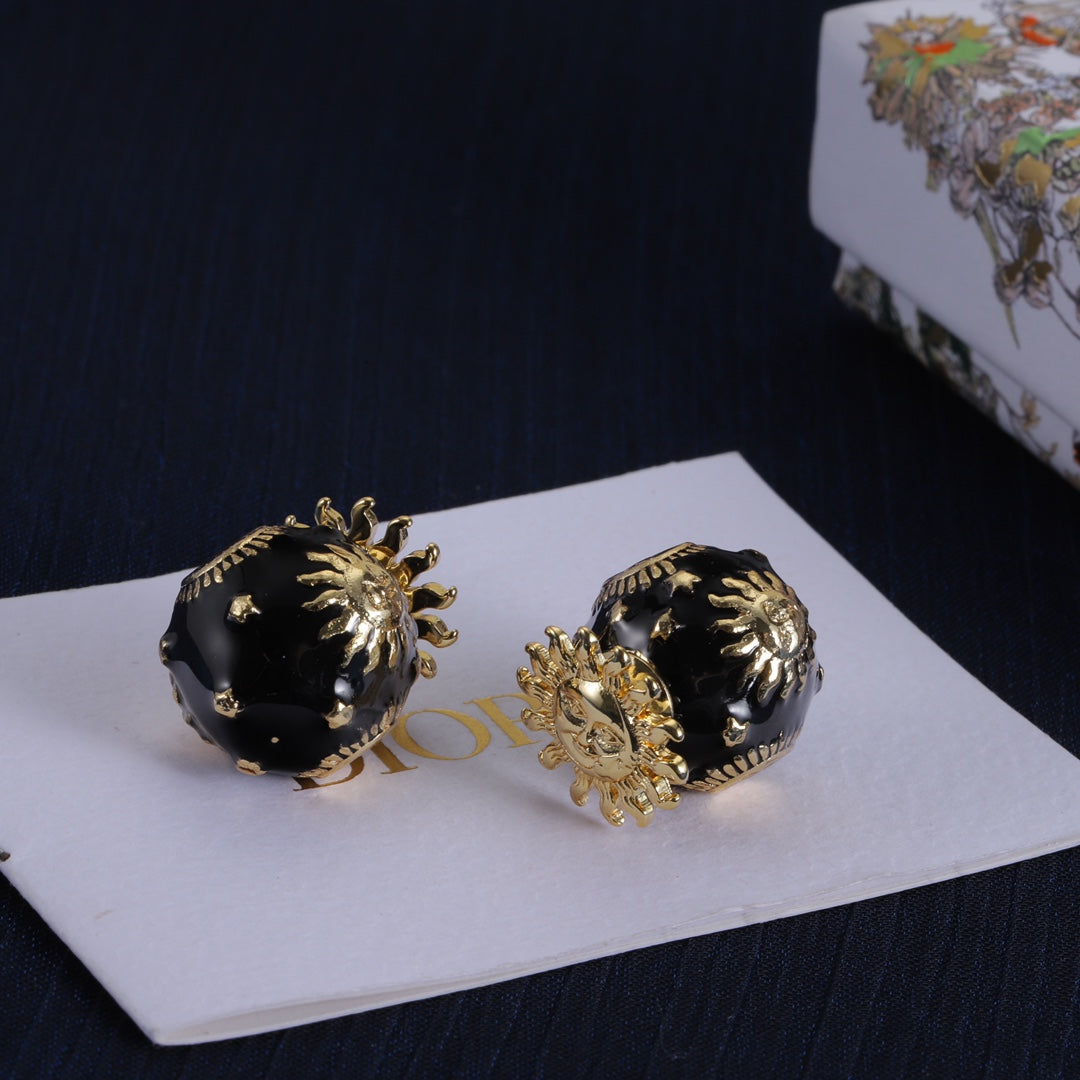 14D496EDE Stylish Earrings