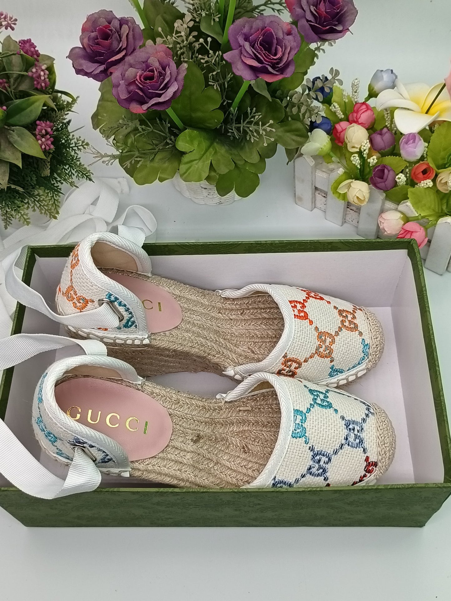 2YB40ZDE Stylish leather High heels