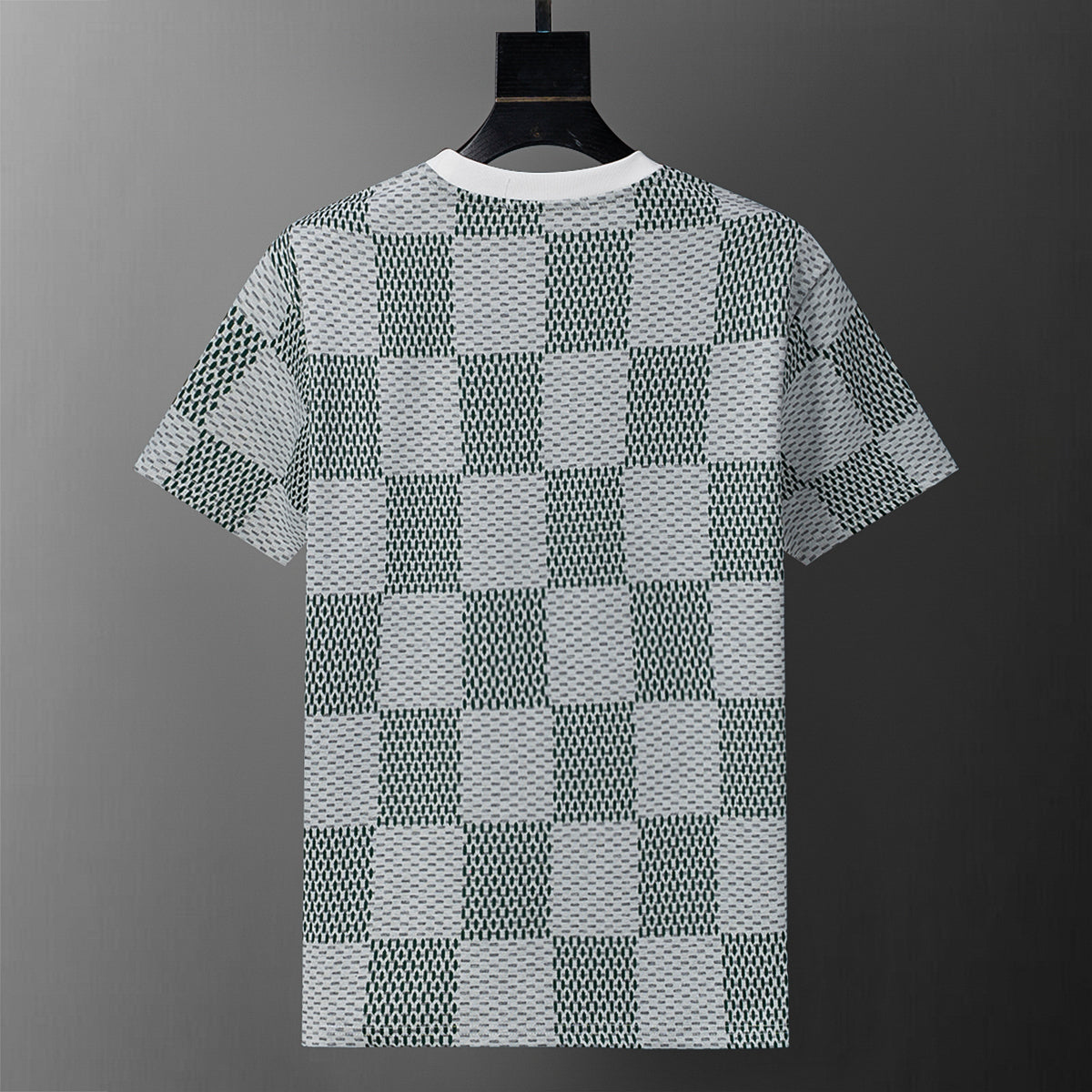 135RE120UDE Stylish shirt and shorts set