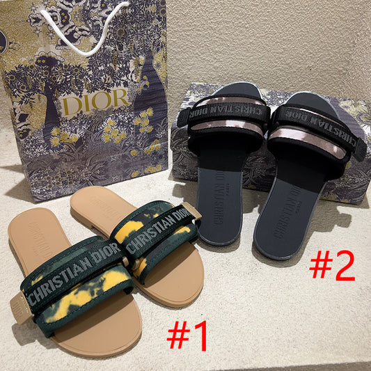 14D18ZDE Stylish slippers