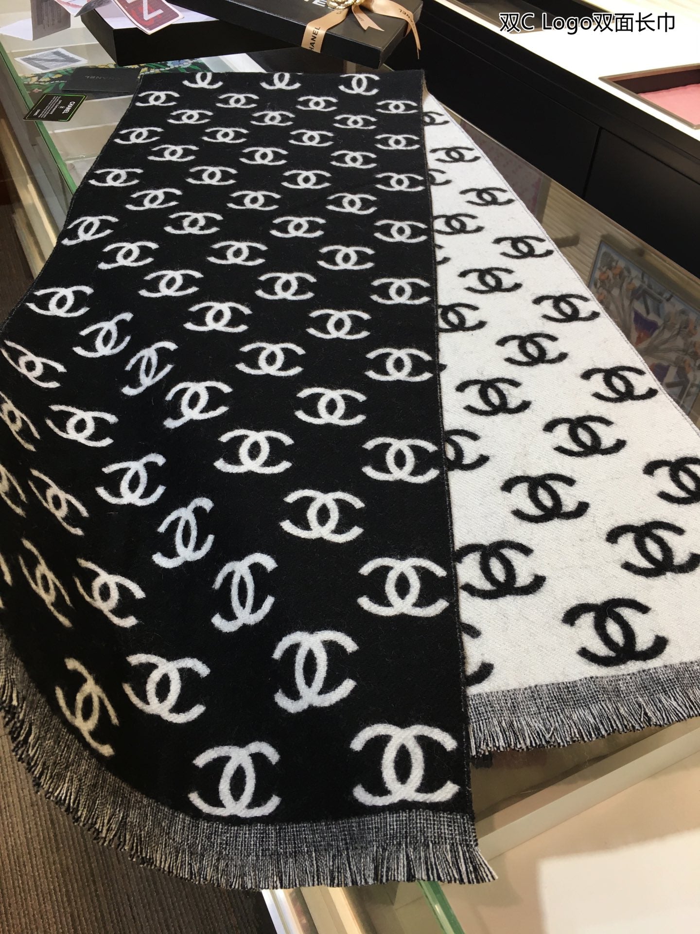 175RC11WDE Stylish Winter Scarves