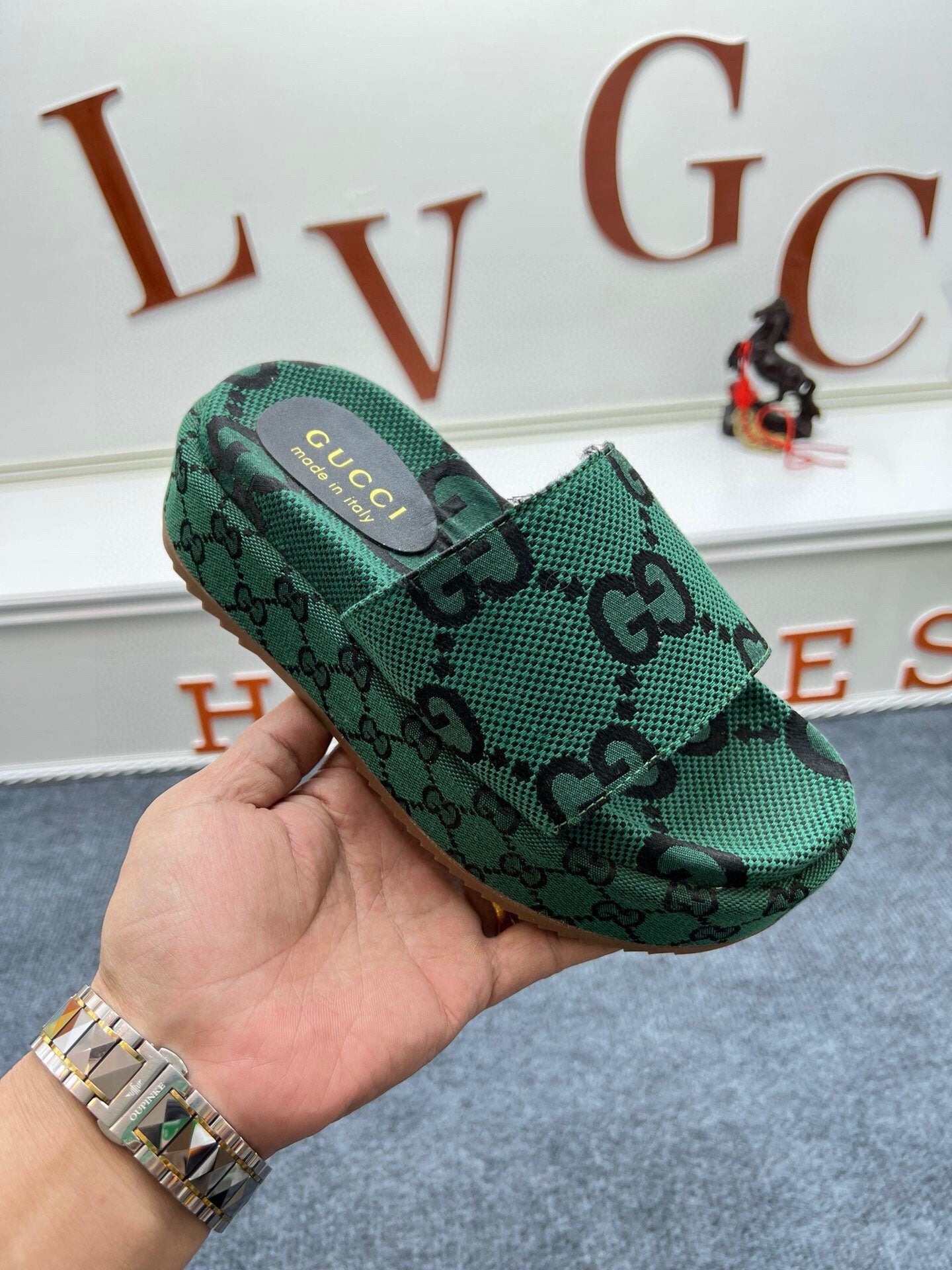 54B122ZDE Stylish slippers  Sole thickness 5.5cm