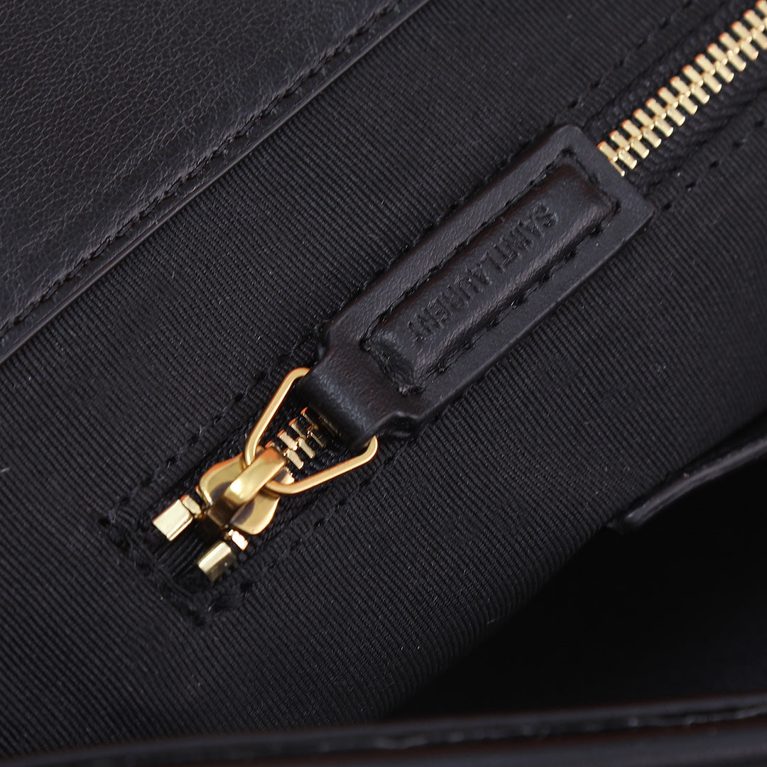 1XSL468BDE Stylish leather bag