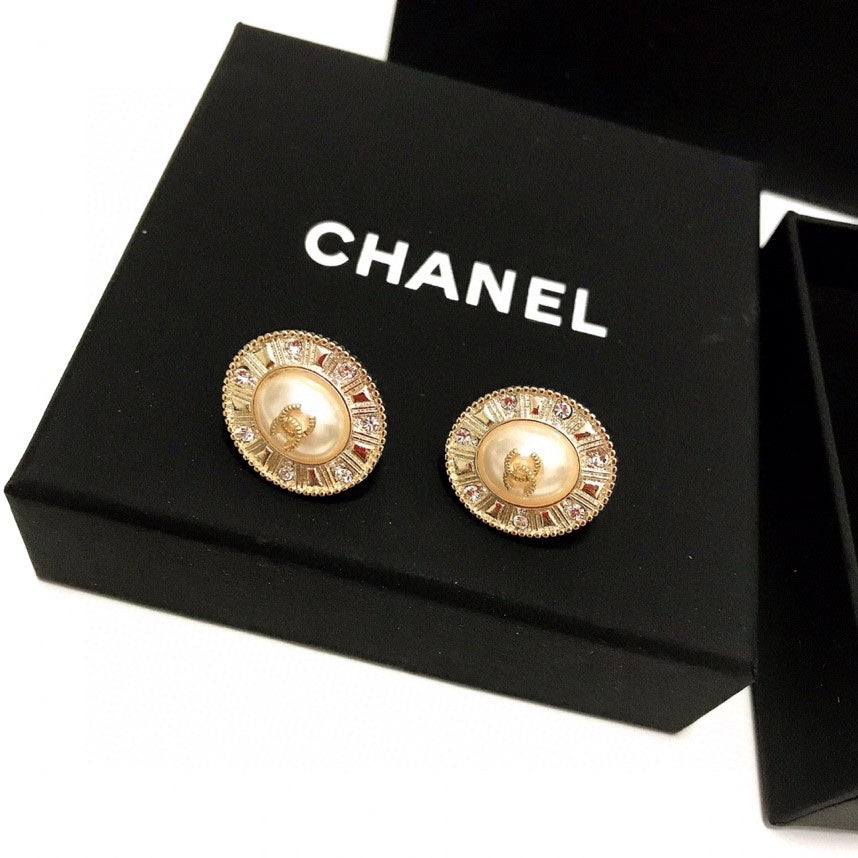 14C790EDE Stylish Earrings