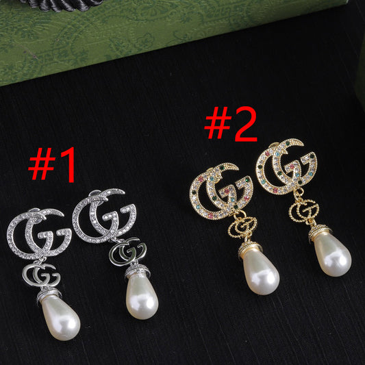 1YB59EDE Stylish Earrings