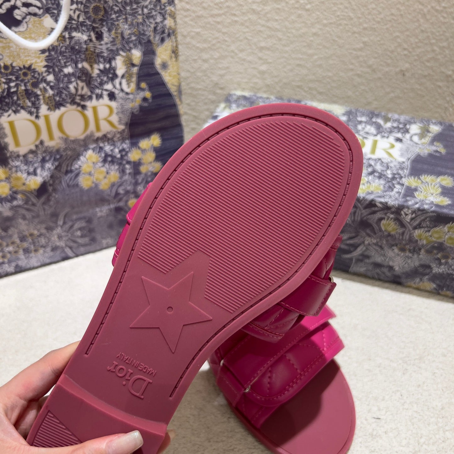 14D79ZDE Stylish Slippers