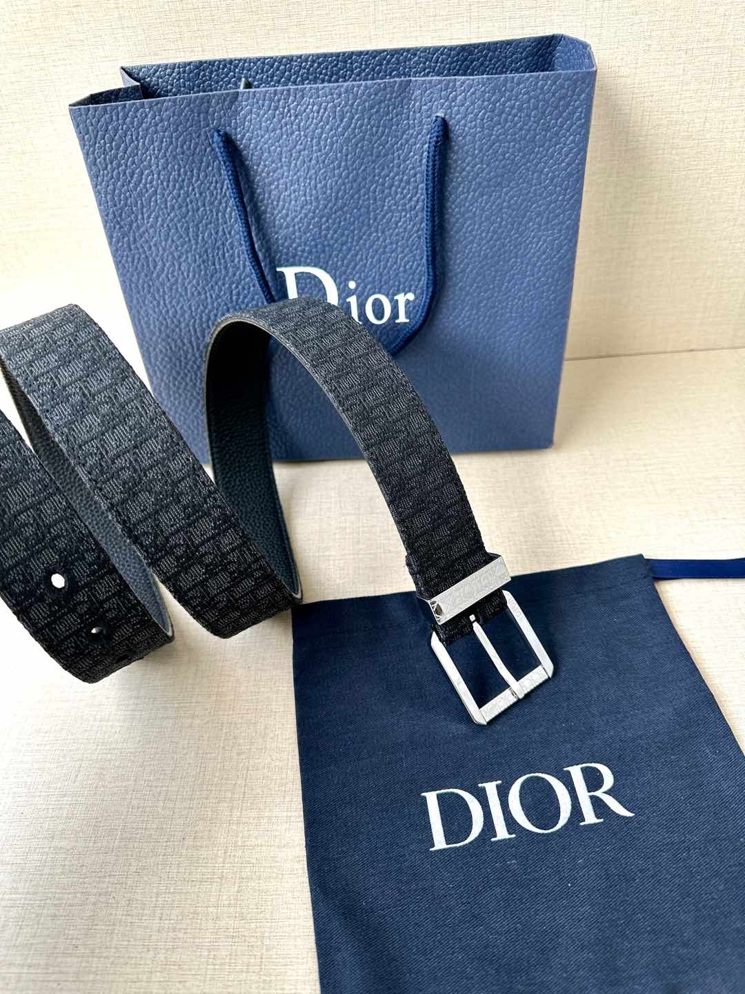 1WD156PDE Stylish  High quality belt With full package