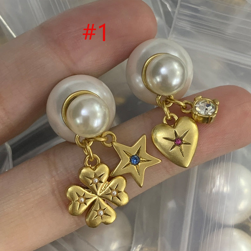 84D65EDE Stylish Earrings