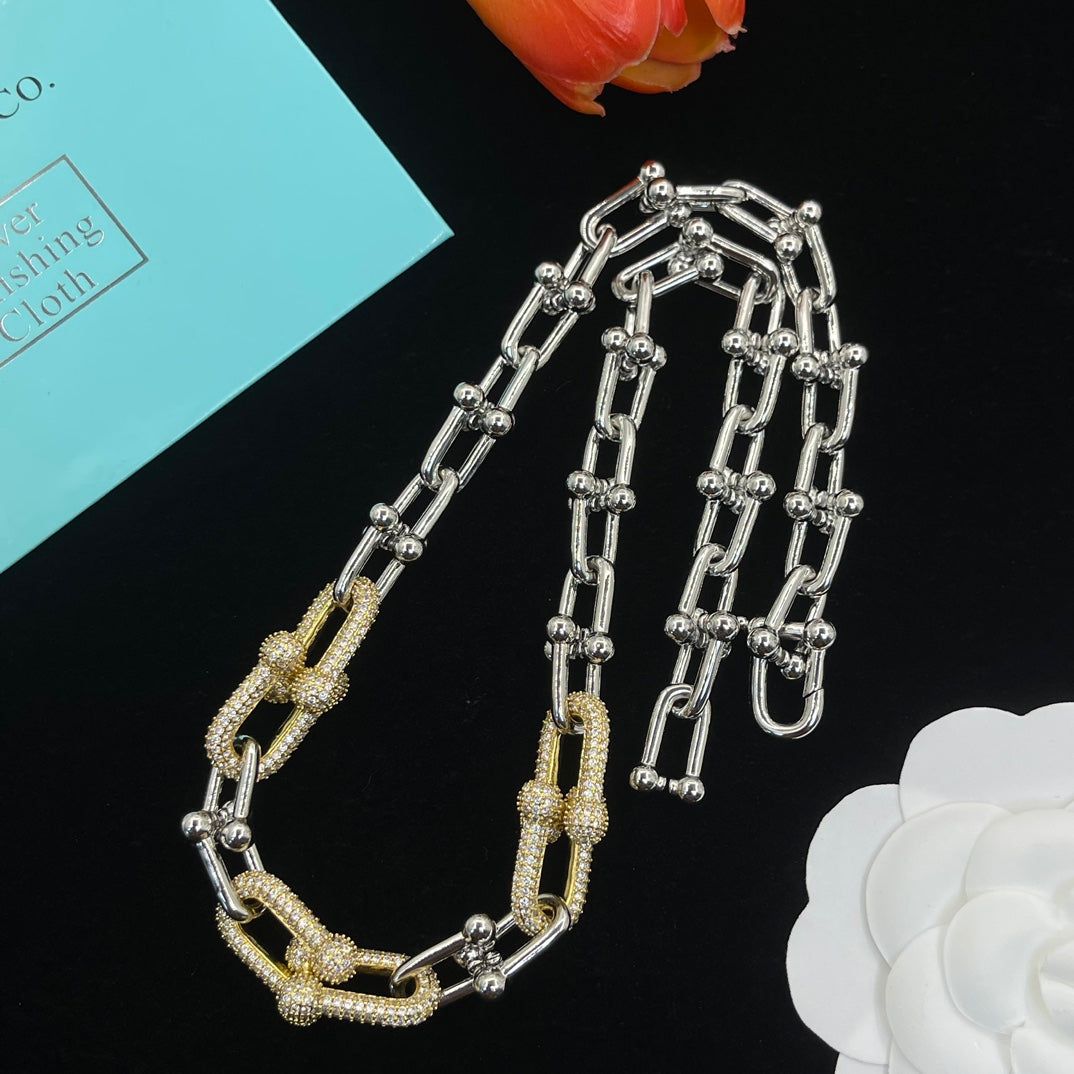 175RT5XDE Stylish Necklaces