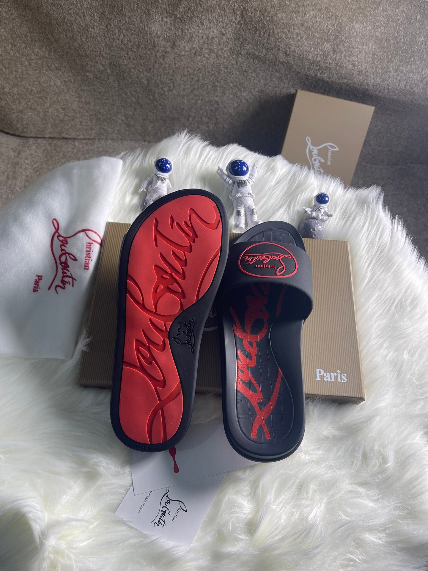 J4A23ZDE Stylish Slippers