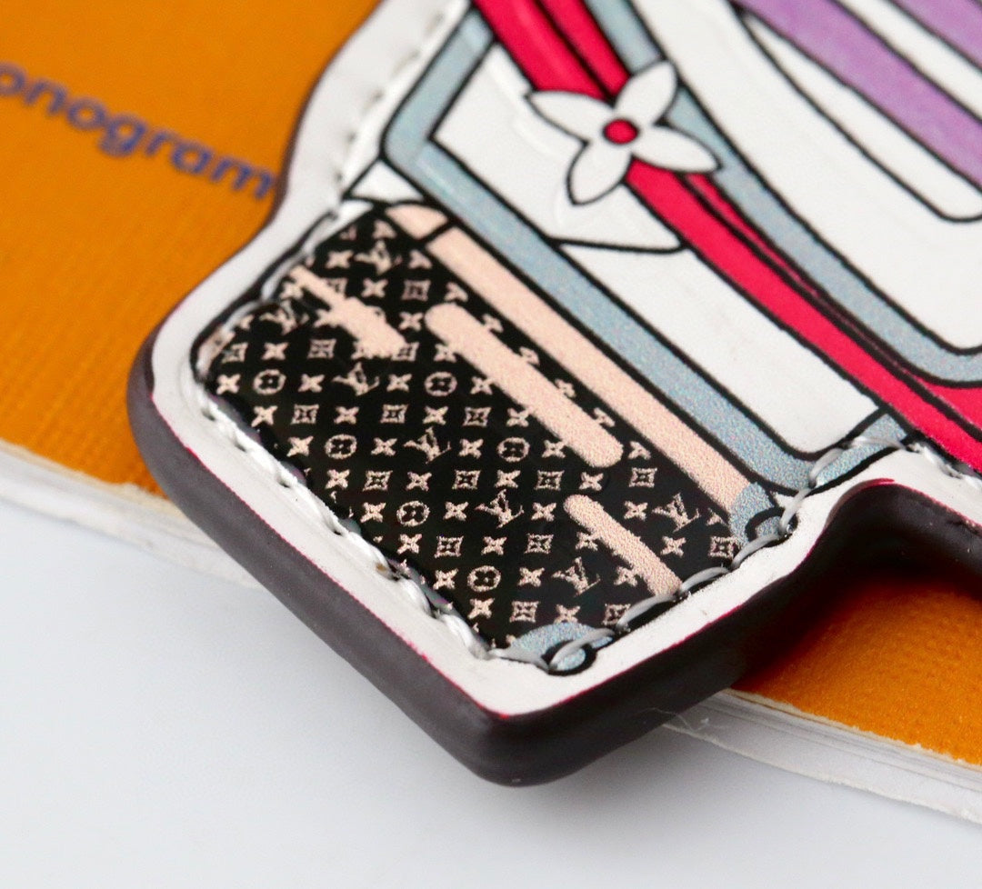 3RE22ADE Stylish key closure