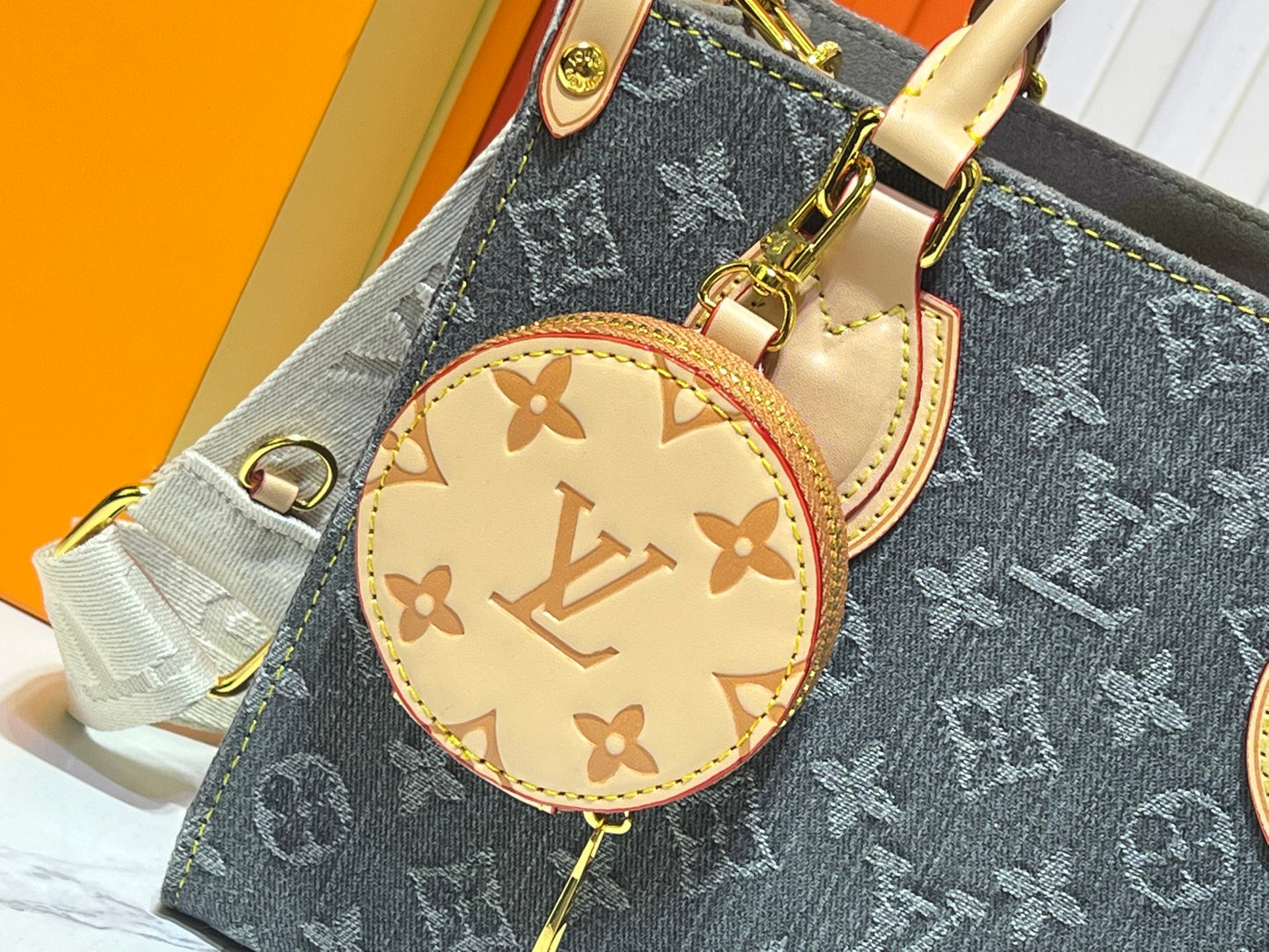 155NE34BDE Stylish denim bag