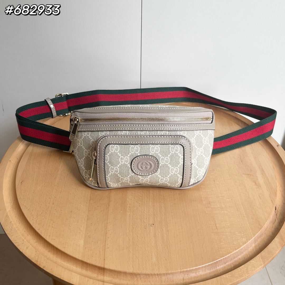 15RB42BDE Stylish  leather bag