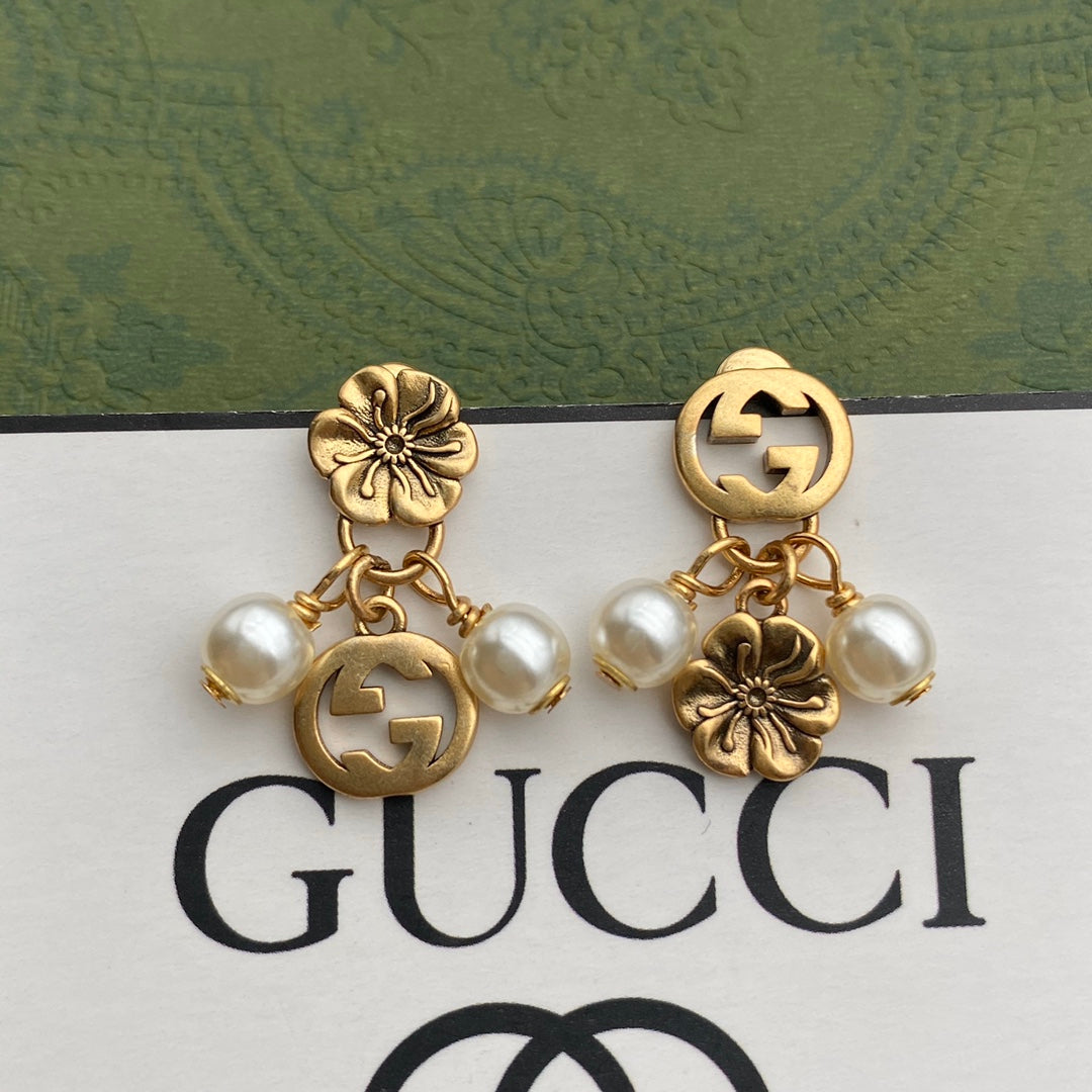 1YB327EDE Stylish Earrings