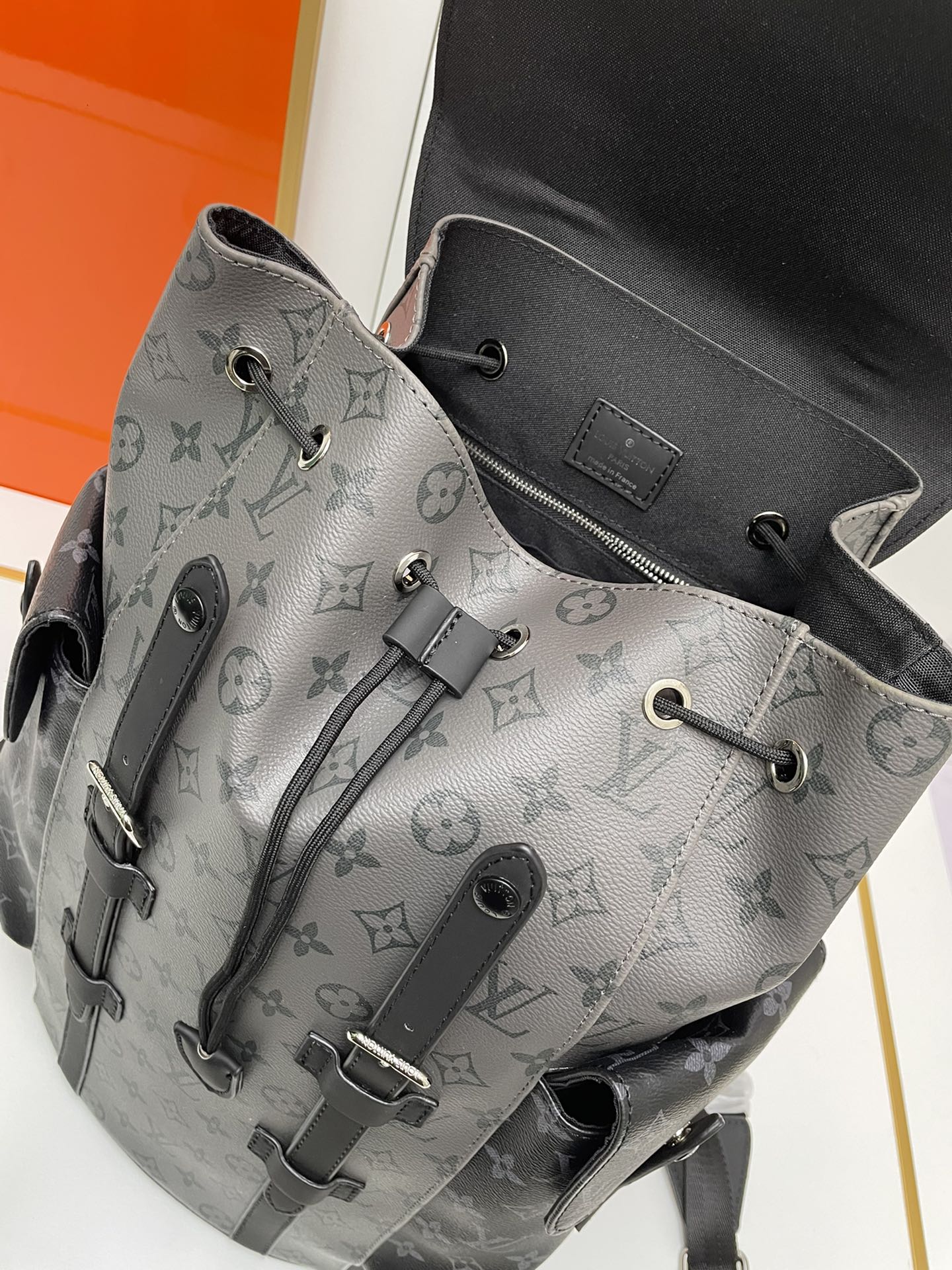 1WE68BDE Stylish leather Backpacks