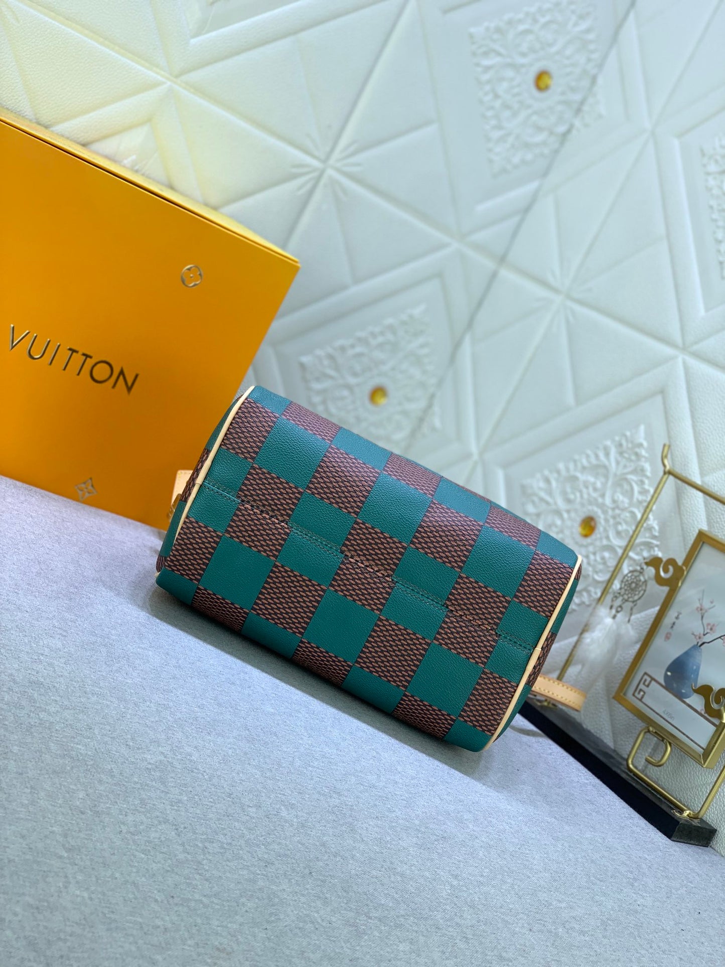 2XE269BDE Stylish leather bag 