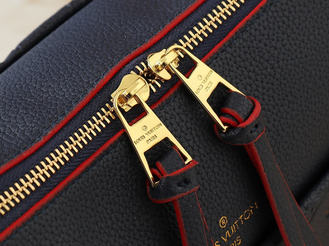 1WE115BDE Stylish leather bag