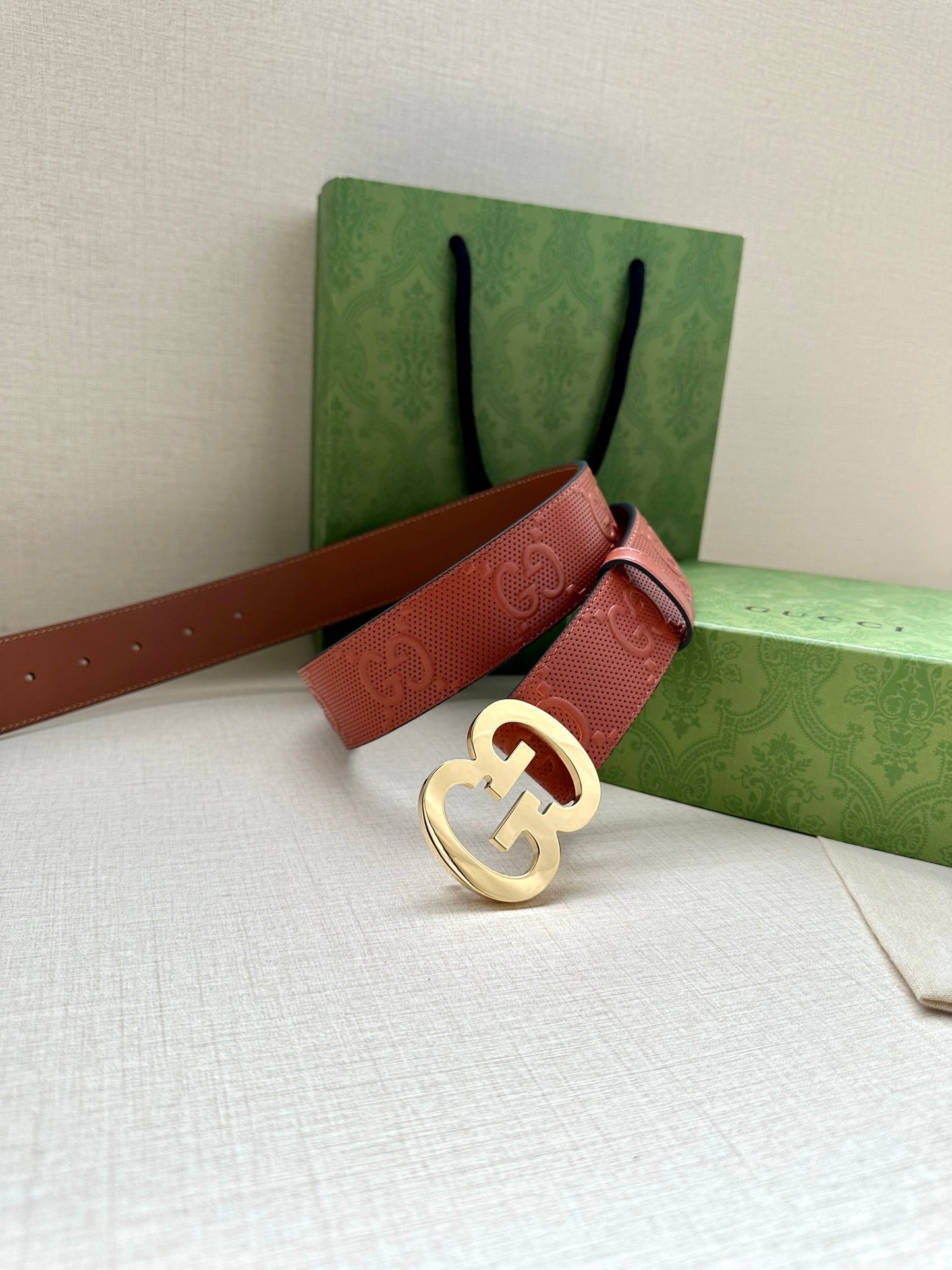 155RB230PDE Stylish  High quality belt With full package