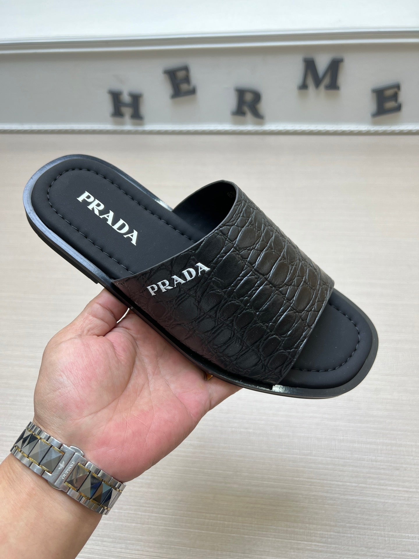 54PD74ZDE Stylish slippers