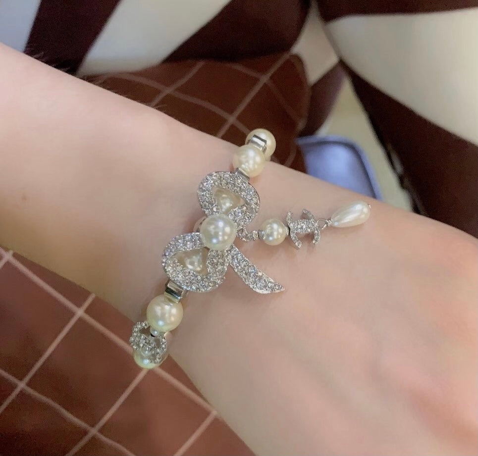 14C573KDE Stylish Bracelets