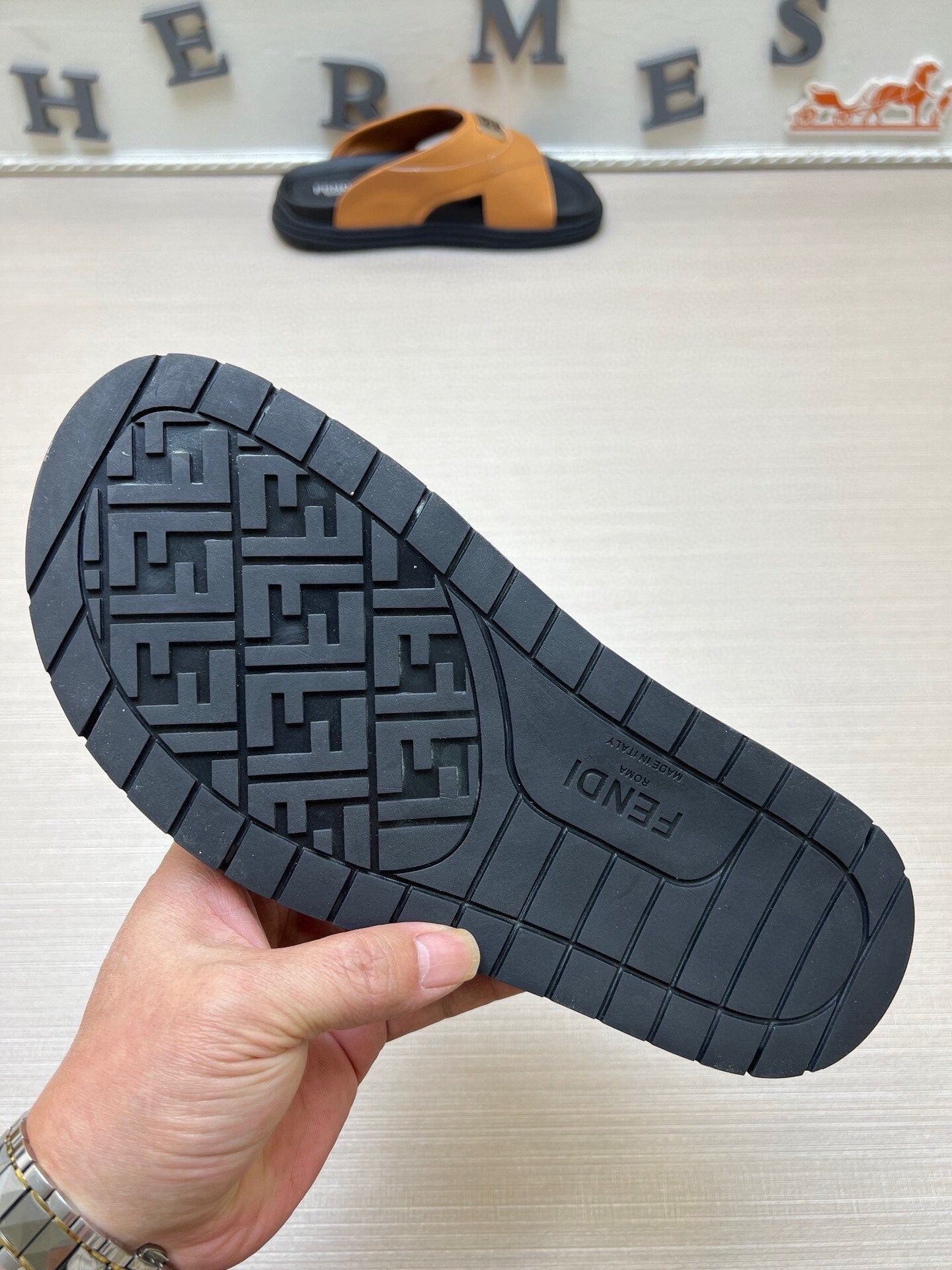 5LF221ZDE Stylish Slippers