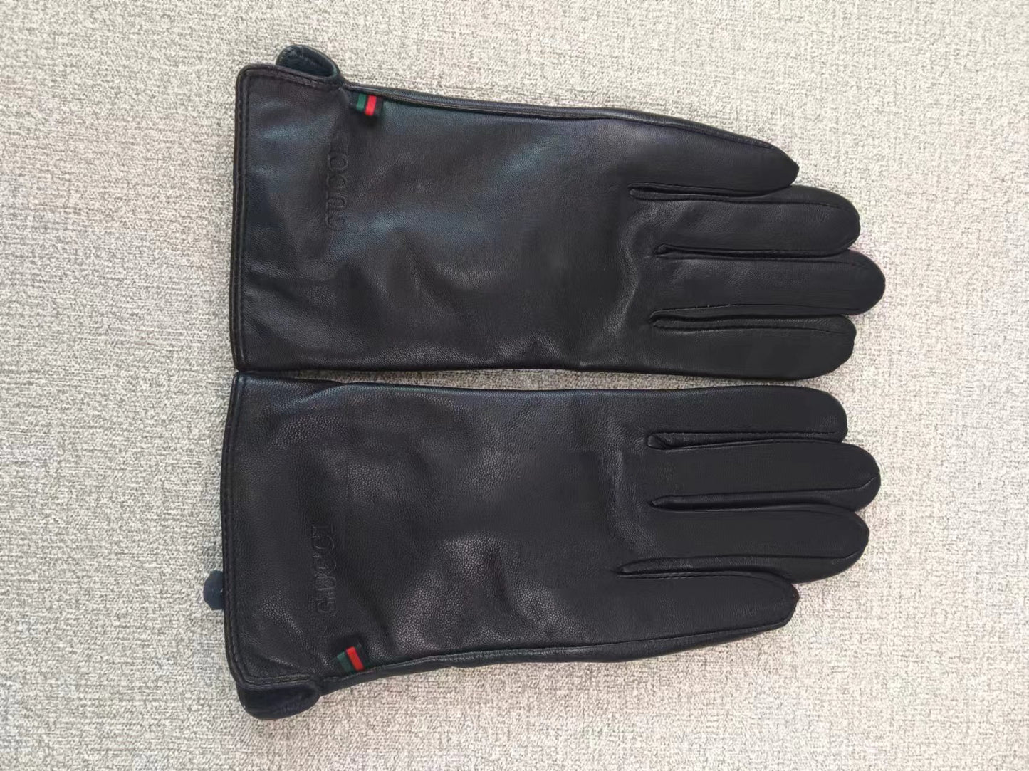 24B109SDE Stylish gloves