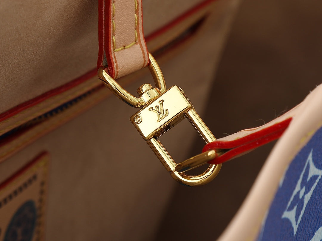 175NE3BDE Stylish leather bag