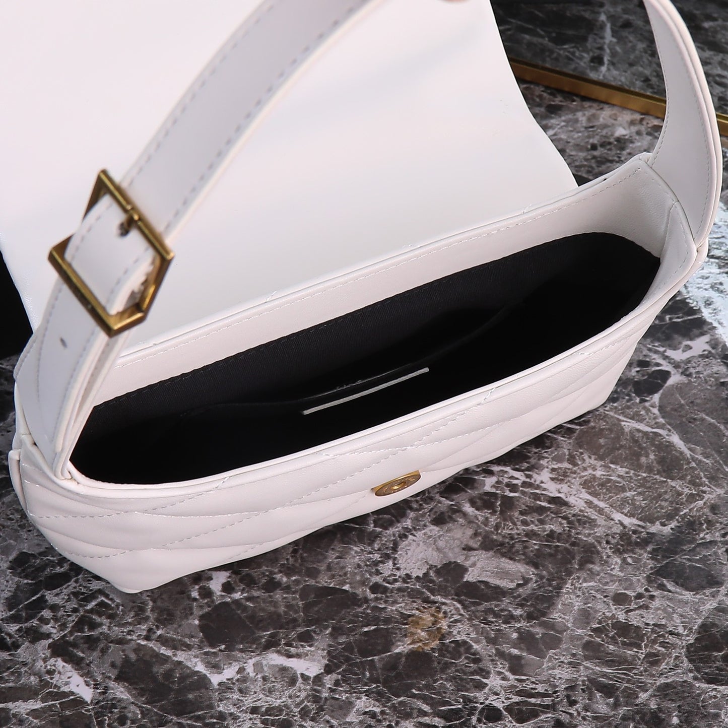 XSL9BDE Stylish leather bag 