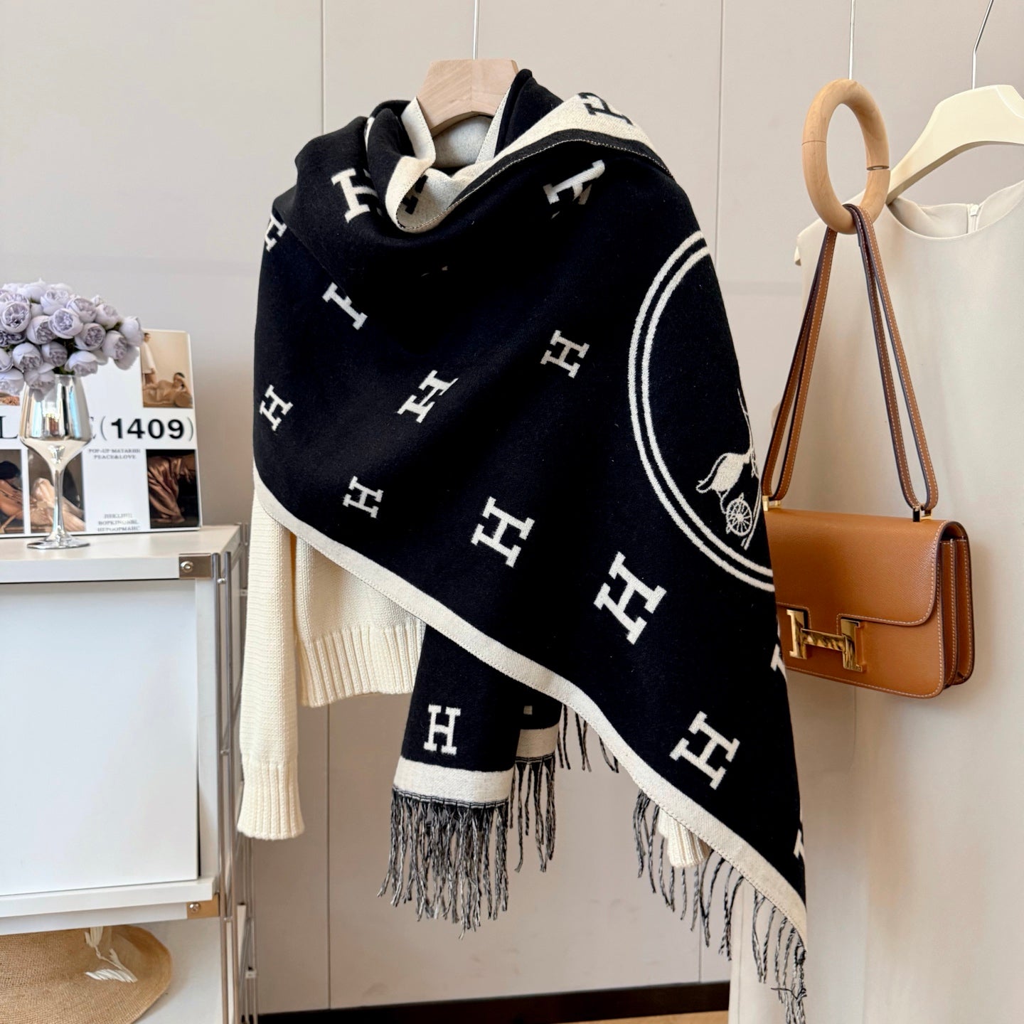 185ZH43WDE Stylish Winter Scarves