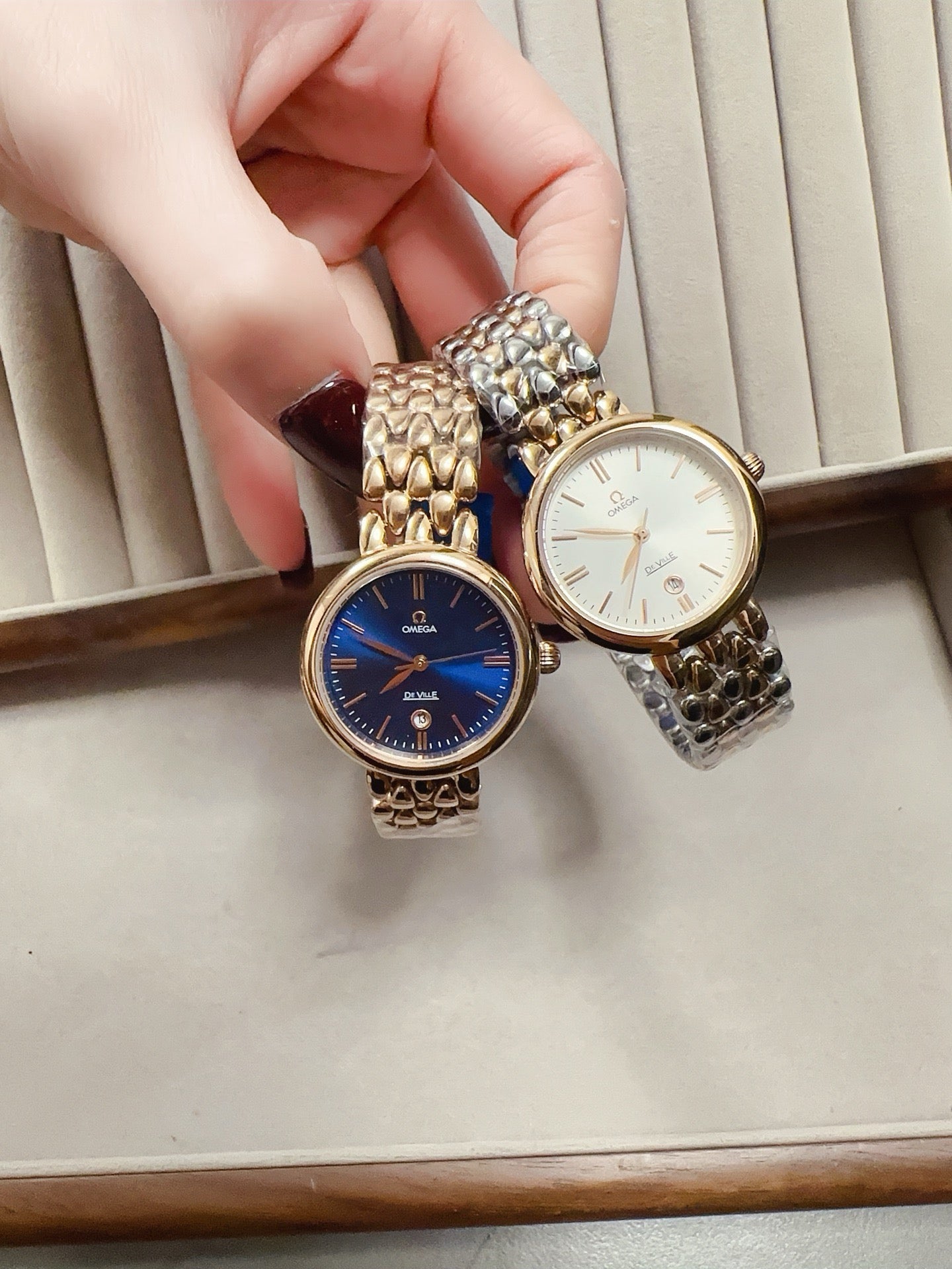 255RA36LDE Stylish Watches