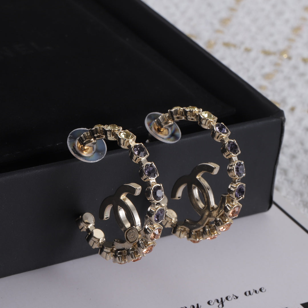 14C435EDE Stylish Earrings