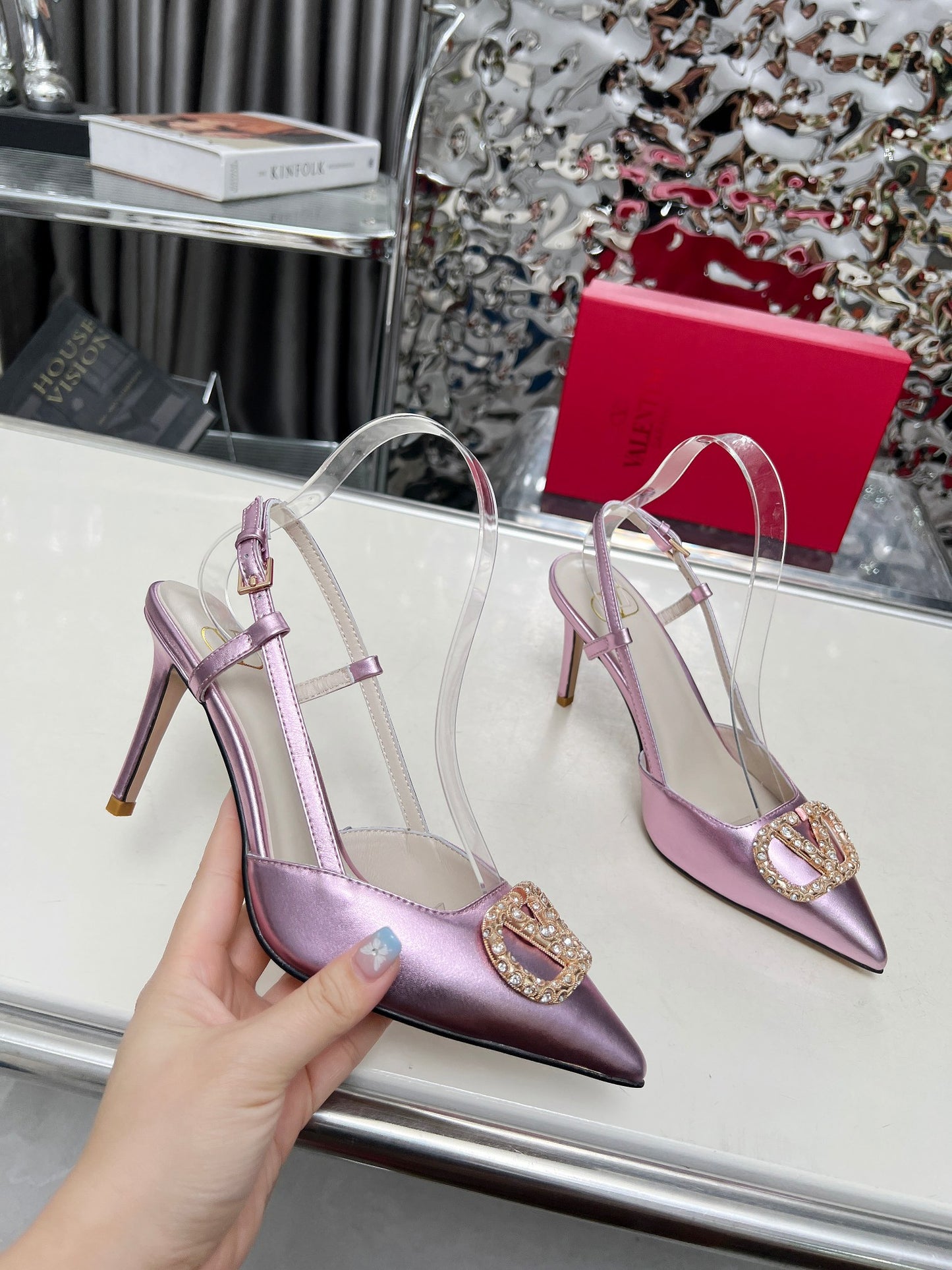 245RVL22ZDE Stylish leather  High heels
