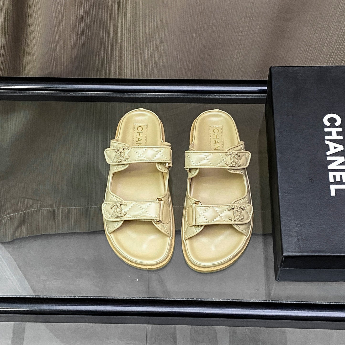 14C75ZDE Stylish Slippers
