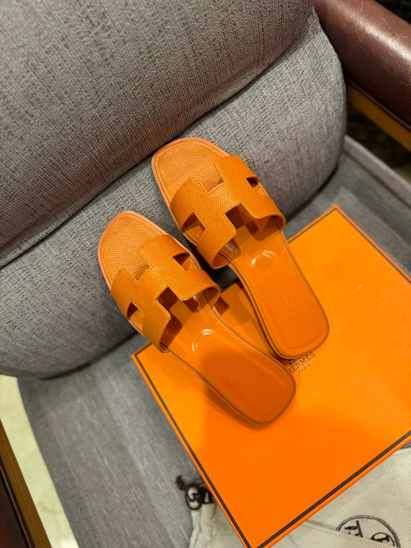 1ZH237ZDE Stylish Slippers