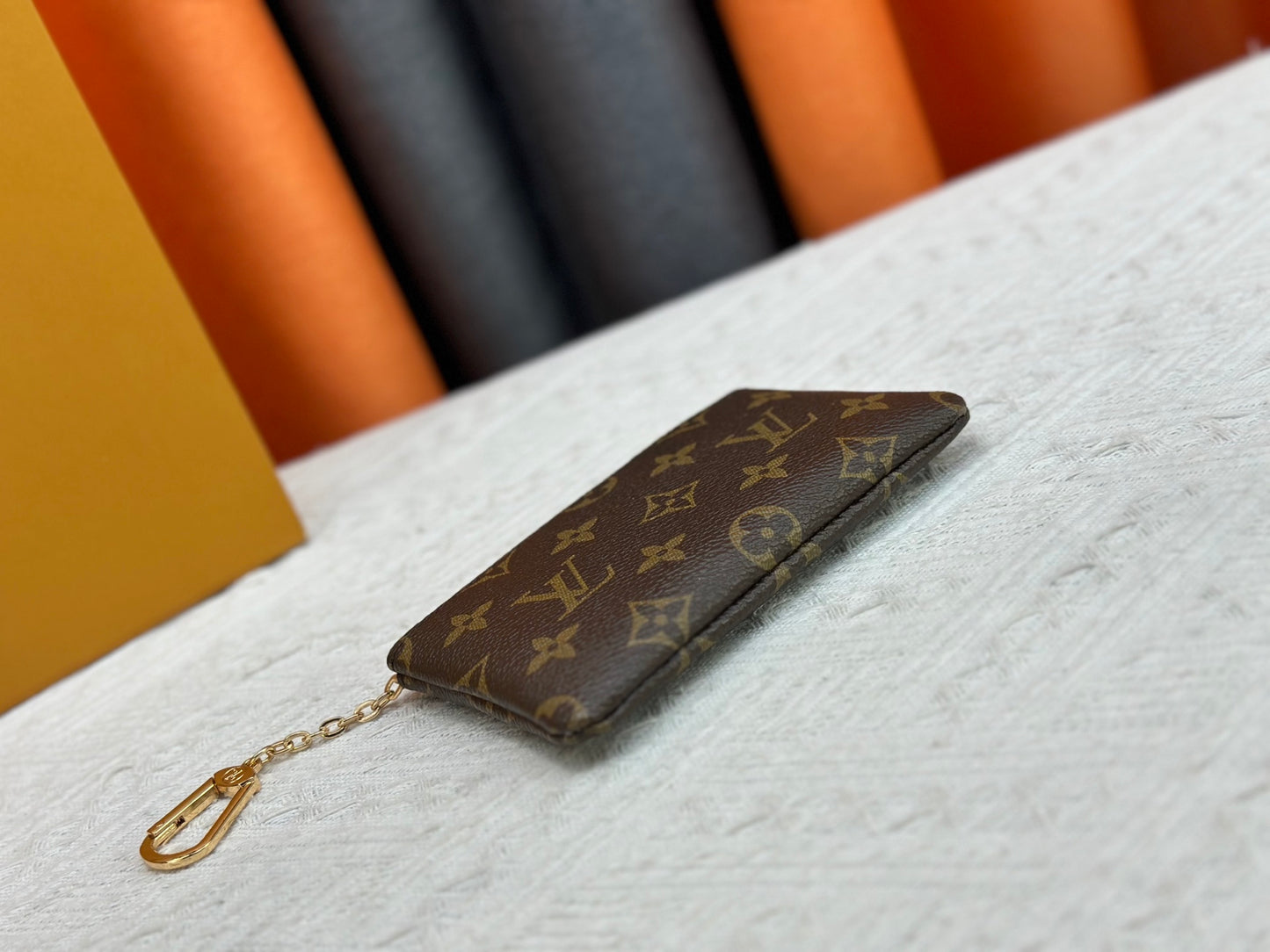 15RE91BDE Stylish leather bag
