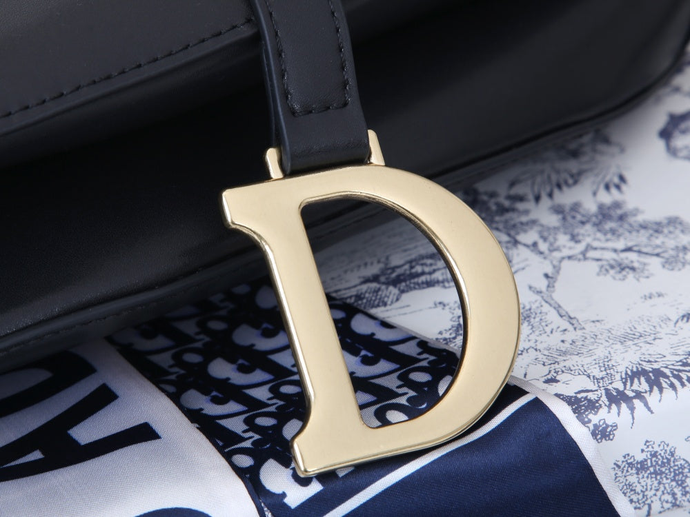 5D11BDE Stylish leather bag 